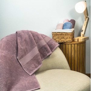 Банний махровий рушник з бордюром GM Textile 70х140см 400г/м2 (Шоколад) Банний махровий рушник з бордюром GM Textile 70х140см 400г/м2 (Шоколад)