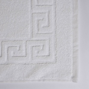 Махровий рушник для ніг GM Textile 50х70см 700г/м2 (Білий) Махровий рушник для ніг GM Textile 50х70см 700г/м2 (Білий)