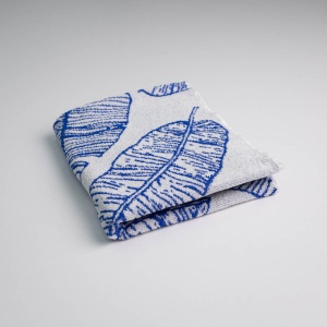 Махровий рушник з малюнком перо GM Textile 50х90см 400г/м2 (Синій) Махровий рушник з малюнком перо GM Textile 50х90см 400г/м2 (Синій)
