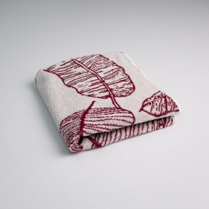 Махровий рушник з малюнком перо GM Textile 50х90см 400г/м2 (Червоний) Махровий рушник з малюнком перо GM Textile 50х90см 400г/м2 (Червоний)