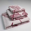 Набір махрових рушників з малюнком перо 3шт GM Textile 40х70см, 50х90см, 70х140см 400г / м2 (Червоний) Набір махрових рушників з малюнком перо 3шт GM Textile 40х70см, 50х90см, 70х140см 400г / м2 (Червоний)
