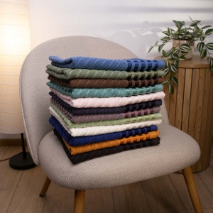 Рушник для рук та обличчя махровий SOFT GM Textile 40х70см 500г/м2 (Рожевий) Рушник для рук та обличчя махровий SOFT GM Textile 40х70см 500г/м2 (Рожевий)