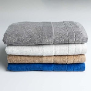 Рушник банний махровий з велюровим бордюром GM Textile 70х140см 500г/м2 (Синій) Рушник банний махровий з велюровим бордюром GM Textile 70х140см 500г/м2 (Синій)